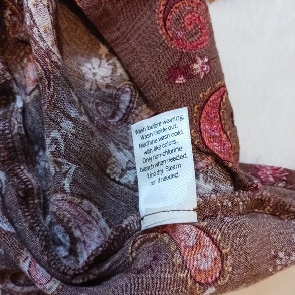 So • Women Junior's Boho Paisley Long Sleeve Lace Up Textured Peplum Top - Picture 6 of 12